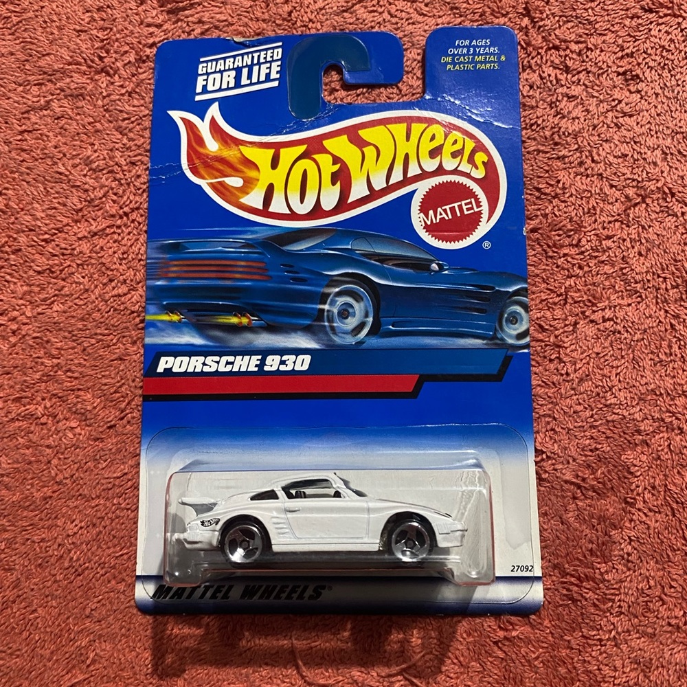 Hot Wheels Porsche 930